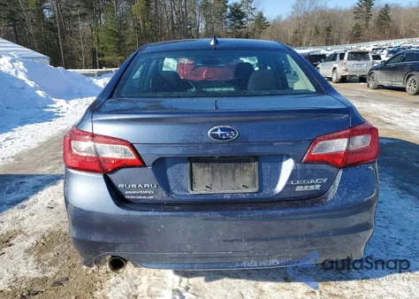 2017 Subaru Legacy 2.5I Premium z USA, uszkodzony, nr VIN 4S3BNAC61H3068883